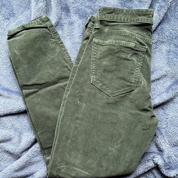 Lucky Brand Ava Skinny Green Corduroy Pants 4/27 - Picture 2 of 4